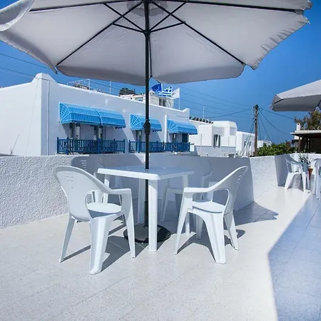 Lalos Πανδοχείο *